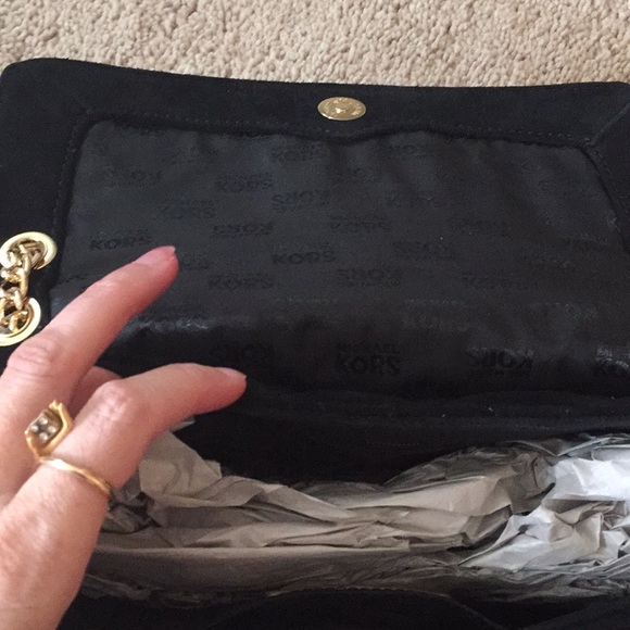 Michael Kors quilted shoulder flap bag New - Picture 4 of 6